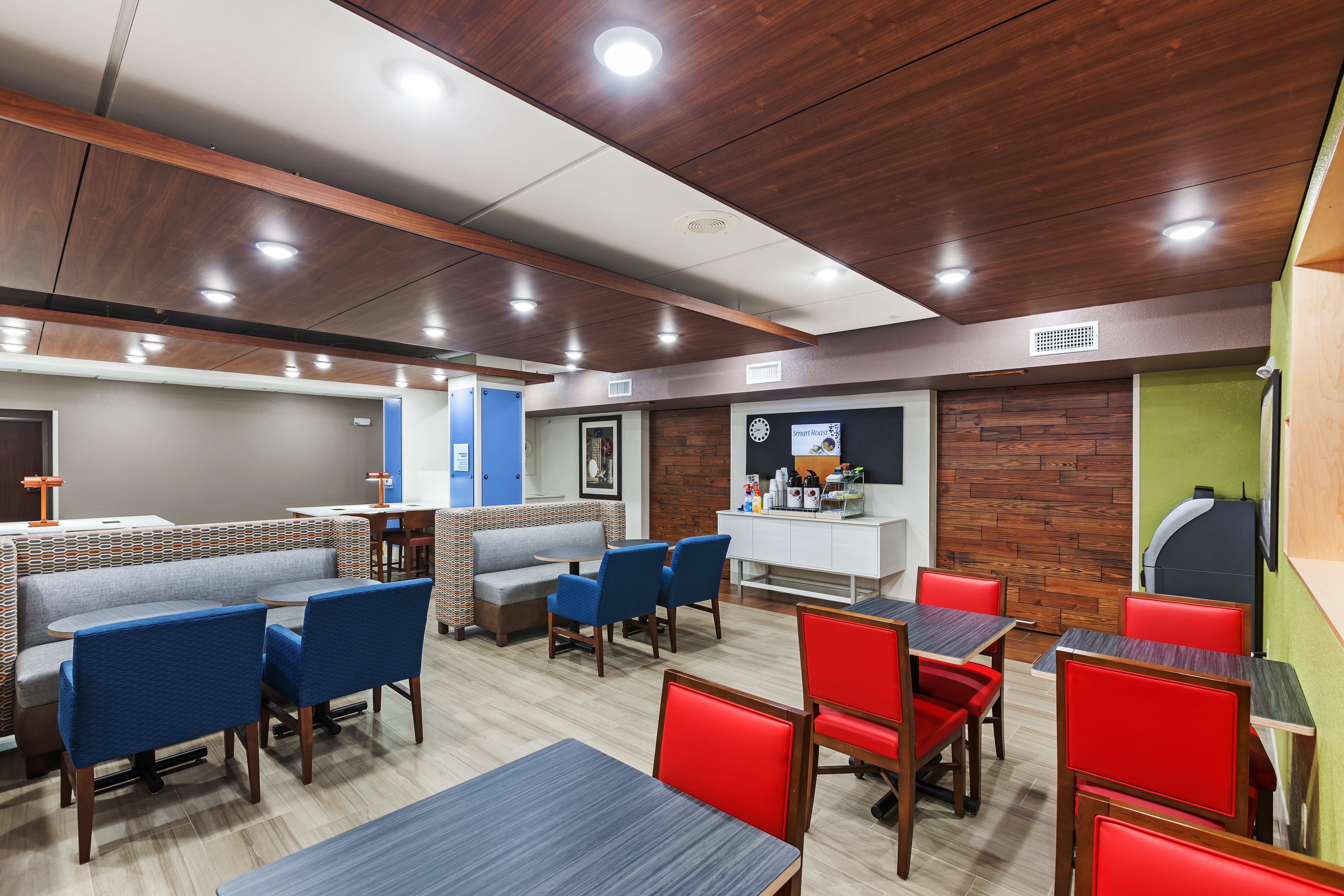 Holiday Inn Express Hotel & Suites Dallas Lewisville By Ihg Exterior foto